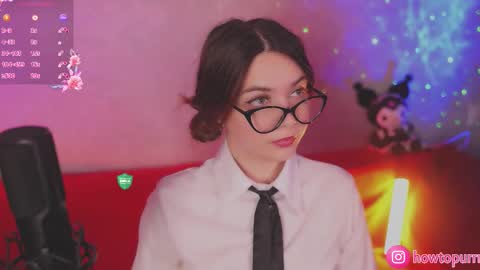 Mia online show from 10/10/25, 05:01