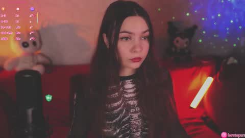 Mia online show from 11/03/25, 04:52