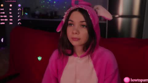 Mia online show from 12/16/25, 05:07