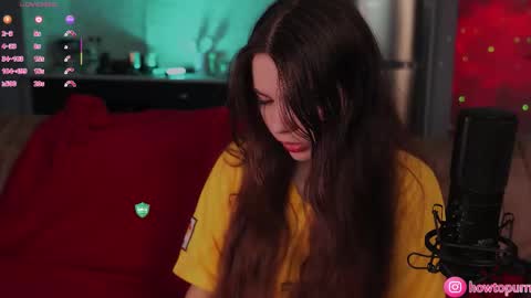 Mia online show from 02/19/26, 05:09