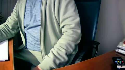 Peter online show from 11/23/25, 09:25