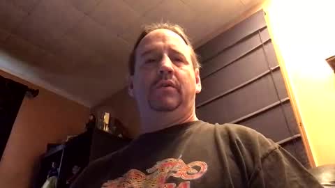 Snapshot of hpoker chatting on 11/19/25, 01:33 hpoker online show from 11/19/25, 01:33