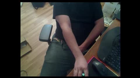 Snapshot of hrnyinutah chatting on 10/20/25, 06:41 hrnyinutah online show from 10/20/25, 06:41