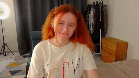 Snapshot of hua_lian chatting on 01/23/25, 02:12 Alice online show from 01/23/25, 02:12