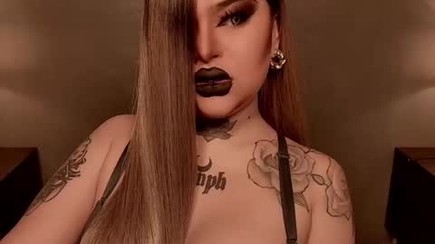 hubadera online show from 11/08/25, 01:17