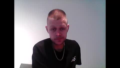 hubikush22 online show from 12/15/24, 08:08