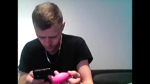 hubikush22 online show from 01/04/25, 04:22