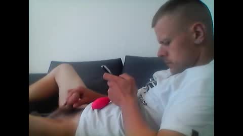 hubikush22 online show from 09/14/25, 10:58