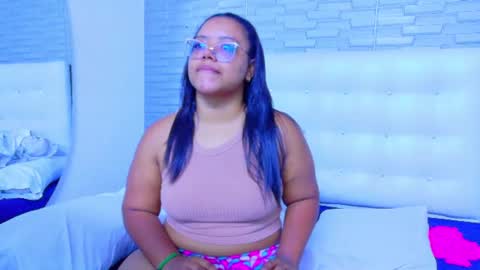 hugeass_princess online show from 07/17/26, 01:51