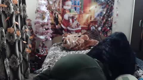 Snapshot of hugeassdevil chatting on 01/15/25, 06:29 hugeassdevil online show from 01/15/25, 06:29