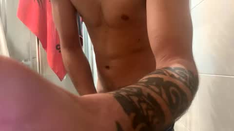 hugecock959448 online show from 02/03/26, 07:57