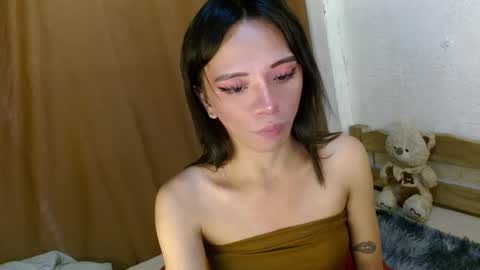 Snapshot of hugecock_caraxx chatting on 01/14/25, 09:30 Cara online show from 01/14/25, 09:30