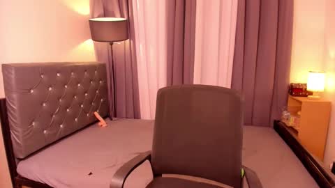 hugecock_pretty714250 online show from 11/13/25, 04:39