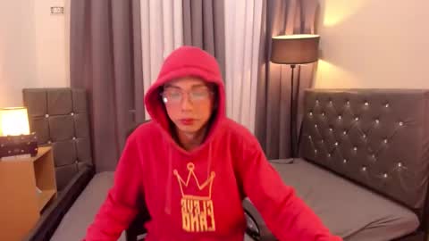 hugecock_pretty714250 online show from 12/01/25, 05:56