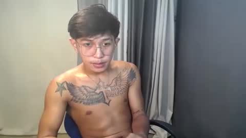 Snapshot of hugecockchristian chatting on 09/14/25, 07:29 hugecockchristian online show from 09/14/25, 07:29