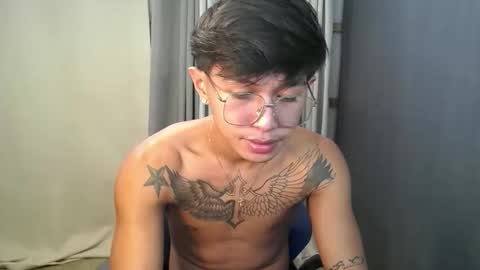 Snapshot of hugecockchristian chatting on 09/24/25, 02:15 hugecockchristian online show from 09/24/25, 02:15