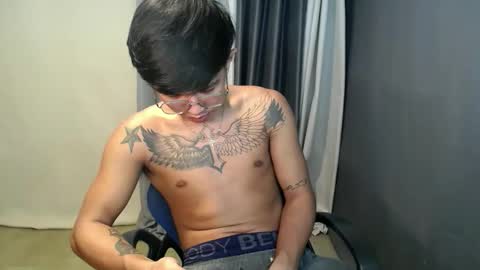 Snapshot of hugecockchristian chatting on 09/30/25, 07:35 hugecockchristian online show from 09/30/25, 07:35