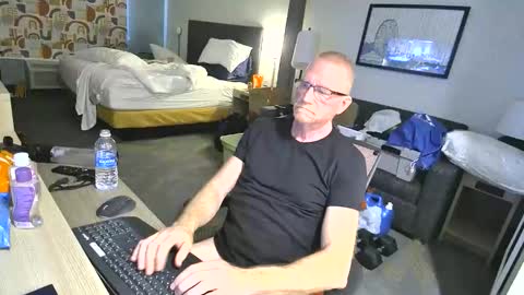 CAROLINA TIM online show from 05/10/26, 10:26