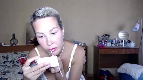 Gerda online show from 09/15/25, 01:11