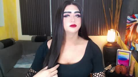 MsLovely online show from 04/10/26, 08:02