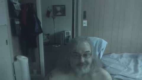 lonely huggy bear online show from 04/04/26, 03:09