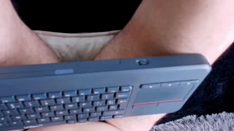 Snapshot of hugo_bighot chatting on 12/05/24, 12:11 hugo_bighot online show from 12/05/24, 12:11