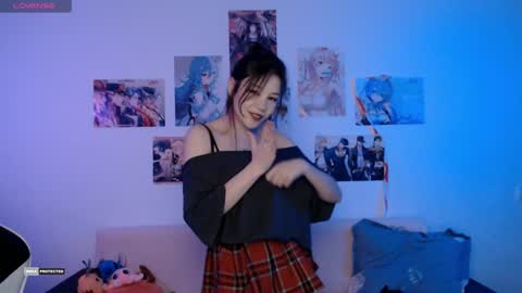 Snapshot of hugomin chatting on 12/22/24, 12:28 HugoMin online show from 12/22/24, 12:28