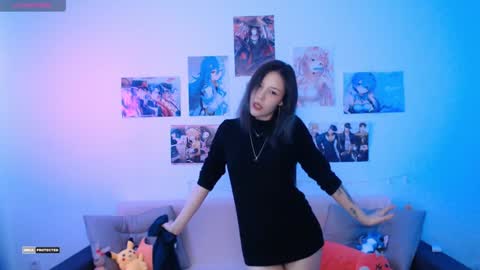 Snapshot of hugomin chatting on 02/05/25, 09:25 HugoMin online show from 02/05/25, 09:25