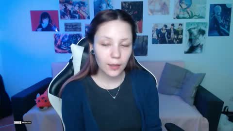 Snapshot of hugomin chatting on 12/18/25, 06:08 HugoMin online show from 12/18/25, 06:08