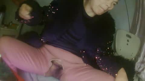 hujiajia520321431 online show from 02/09/26, 09:41