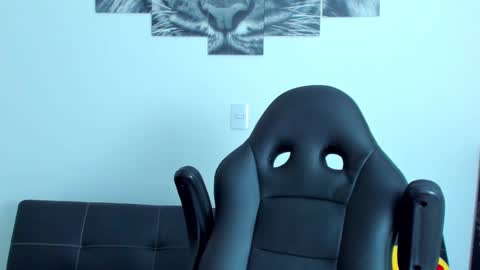 Eli online show from 02/11/25, 01:10