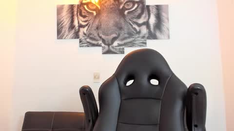 Eli online show from 03/02/26, 11:44