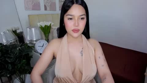 Snapshot of humprheylopez chatting on 12/22/25, 11:51 Humphrey Lopez online show from 12/22/25, 11:51