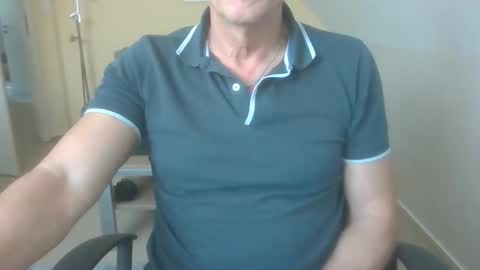 hundeleine online show from 11/04/25, 10:03