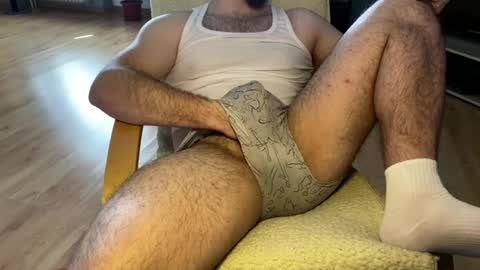 hundick_69 online show from 04/28/26, 08:41
