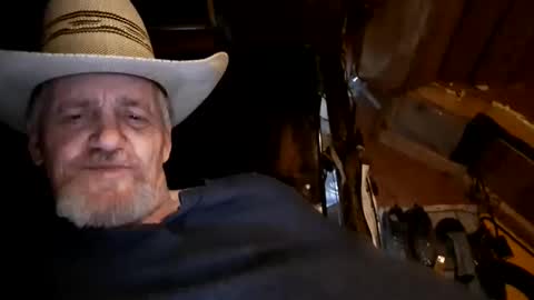 hung34u online show from 01/21/25, 08:19