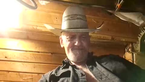 hung34u online show from 09/27/25, 12:21