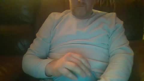 Snapshot of hung69foryou chatting on 02/15/25, 11:58 hung69foryou online show from 02/15/25, 11:58