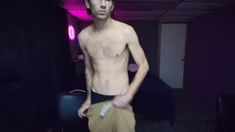 Snapshot of hungbidad666 chatting on 12/06/24, 09:35 FootLover online show from 12/06/24, 09:35