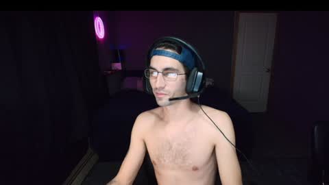 Snapshot of hungbidad666 chatting on 12/07/24, 12:41 FootLover online show from 12/07/24, 12:41