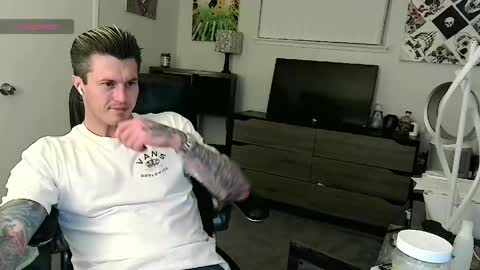 HungByNature69 online show from 04/28/26, 06:29