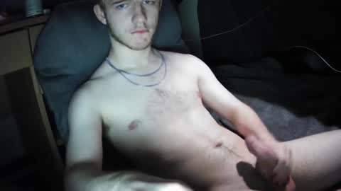 HungCollegeStud online show from 04/17/26, 03:31