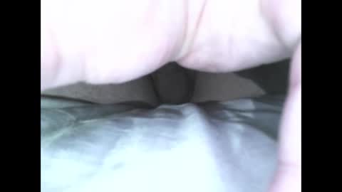 Snapshot of hunggngirthy chatting on 10/19/25, 09:32 HungNGirthy online show from 10/19/25, 09:32