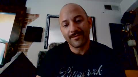 hungherowithoutacape online show from 06/22/26, 05:21
