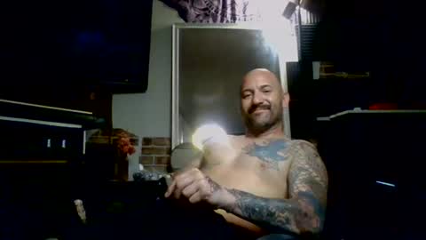 hungherowithoutacape online show from 06/28/26, 06:30