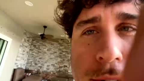 Snapshot of hungkingg22 chatting on 03/03/25, 08:54 hungkingg22 online show from 03/03/25, 08:54