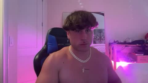 Snapshot of hungkingg22 chatting on 02/06/26, 04:32 hungkingg22 online show from 02/06/26, 04:32