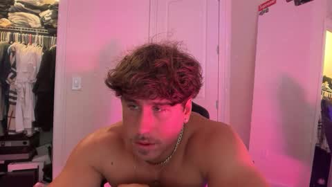 Snapshot of hungkingg22 chatting on 04/02/26, 04:04 hungkingg22 online show from 04/02/26, 04:04