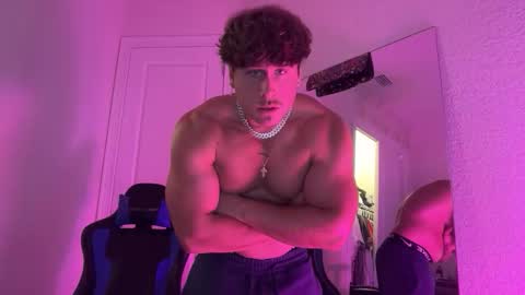 Snapshot of hungkingg22 chatting on 04/03/26, 06:39 hungkingg22 online show from 04/03/26, 06:39