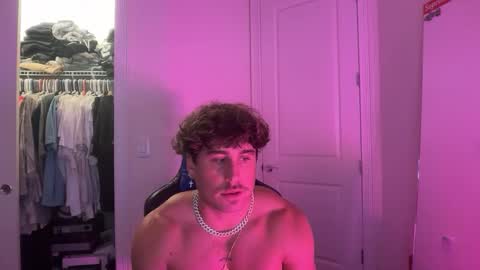 Snapshot of hungkingg22 chatting on 04/07/26, 04:29 hungkingg22 online show from 04/07/26, 04:29